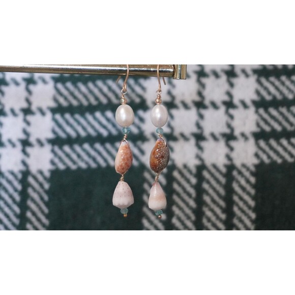 Cowrie Shell Earrings - Picture 2 of 6